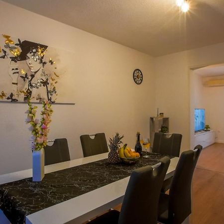 Apartman Mia With Pool1 Split Exterior photo