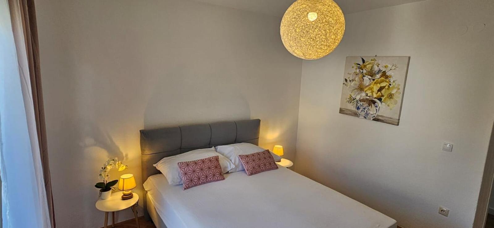 Apartman Mia With Pool1 Split Exterior photo